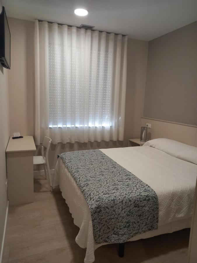 Hotel La Puerta De Arzúa מראה חיצוני תמונה