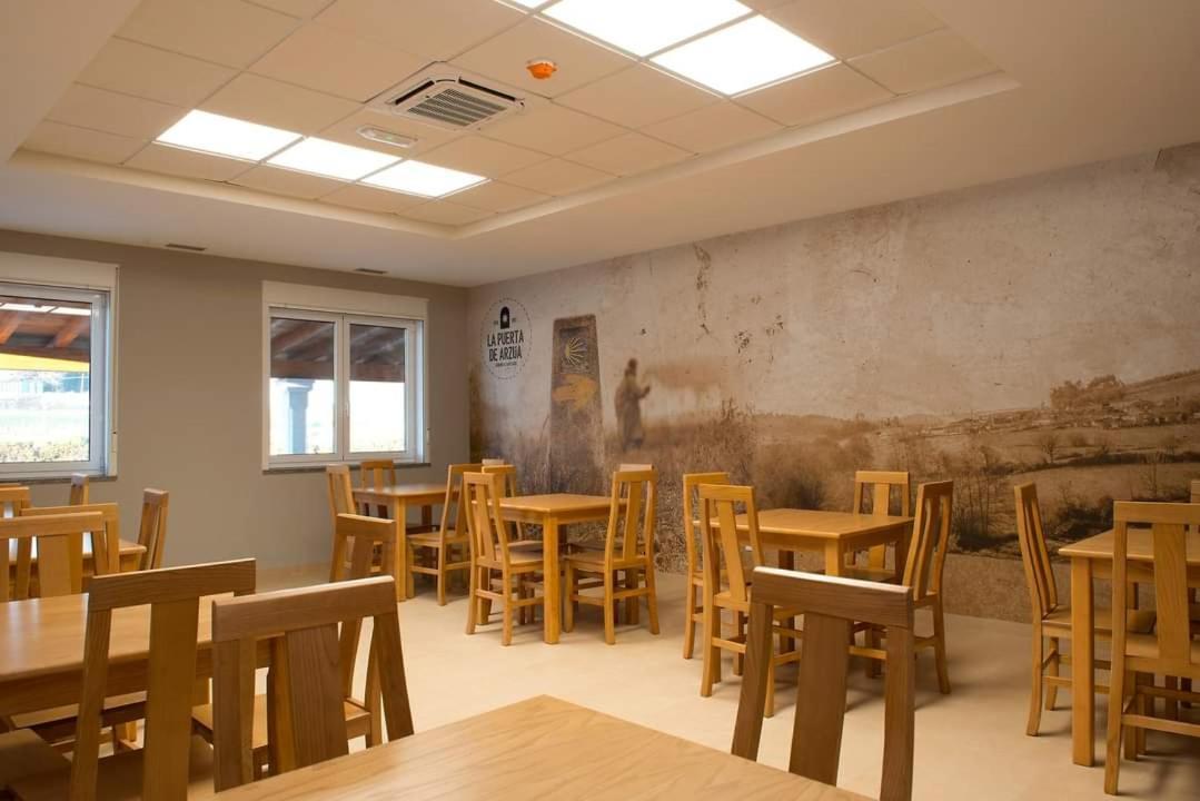 Hotel La Puerta De Arzúa מראה חיצוני תמונה